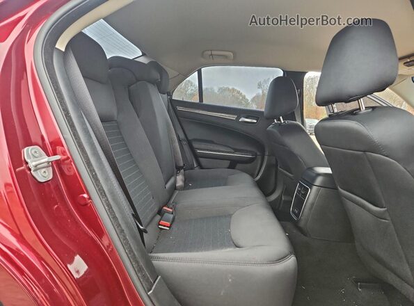 2C3CCAAG7NH167761 2022 CHRYSLER 300 Бордовый Вид задних сидений