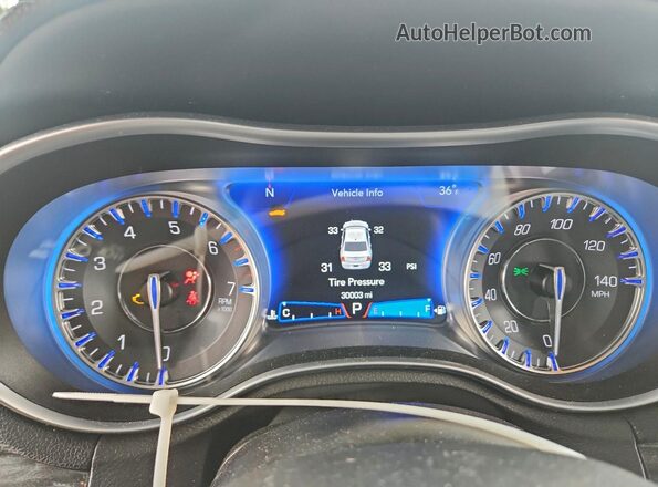 2C3CCAAG7NH167761 2022 CHRYSLER 300 Бордовый Вид щитка приборов
