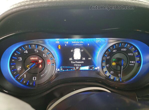 2C3CCABG0NH167745 2022 CHRYSLER 300 White Instrument cluster view