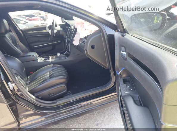 2C3CCABG1NH228908 2022 CHRYSLER 300 Black Front interior view