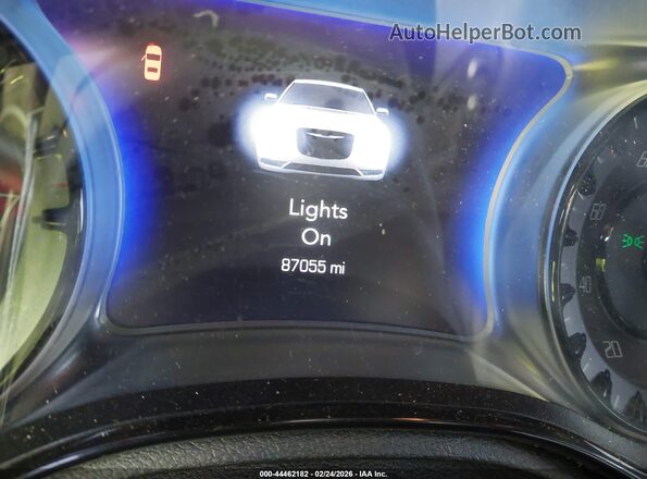 2C3CCABG1NH228908 2022 CHRYSLER 300 Black 