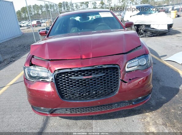 2C3CCABG5PH525389 2023 CHRYSLER 300 Red Вид щитка приладів