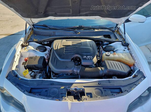 2C3CCABG6MH549728 2021 CHRYSLER 300 White 