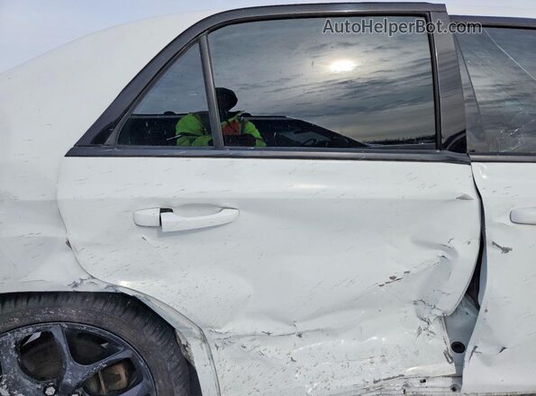 2C3CCABG6MH598900 2021 CHRYSLER 300 Белый 