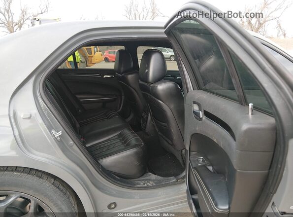 2C3CCABG8KH697540 2019 CHRYSLER 300 Gray Vista de la etiqueta del VIN