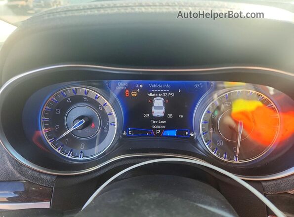 2C3CCAEG0KH697592 2019 CHRYSLER 300 Gray Вид щитка приладів