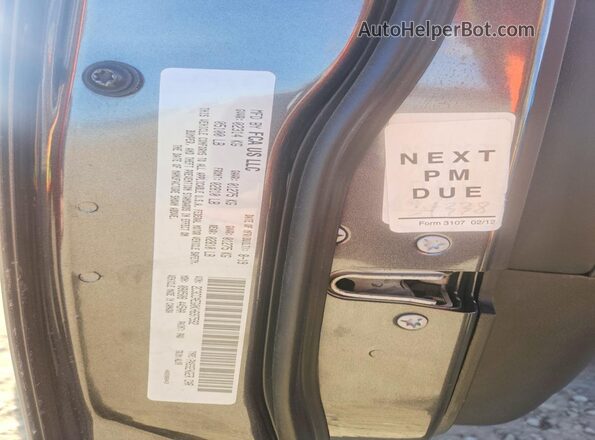 2C3CCAEG0KH697592 2019 CHRYSLER 300 Gray Вид підкапотного простору
