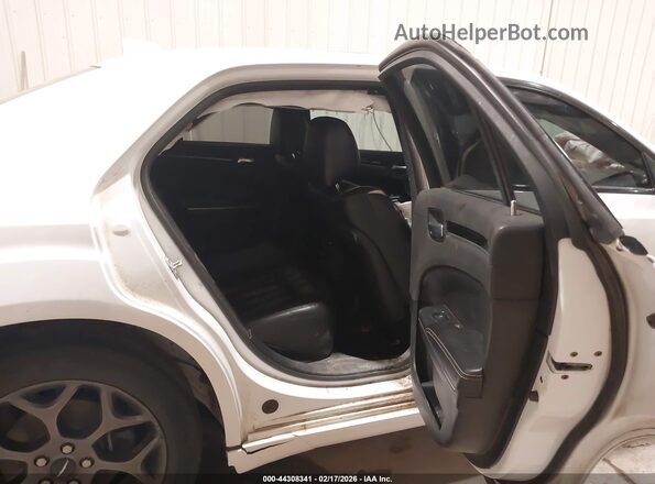2C3CCAGG7JH165574 2018 CHRYSLER 300 White VIN კოდის სტიკერის ხედი