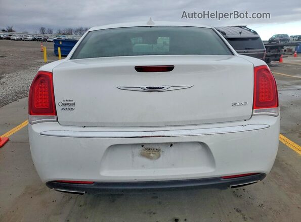 2C3CCAKG1LH142088 2020 CHRYSLER 300 White უკანა ხედი