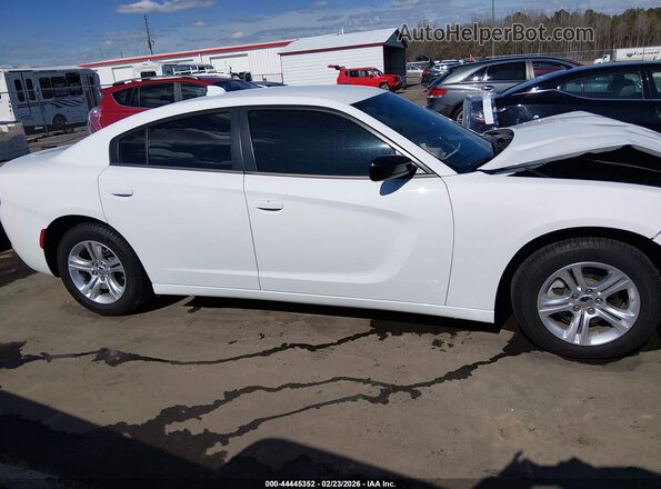 2C3CDXBG1PH666363 2023 DODGE CHARGER White Widok wnętrza z tyłu