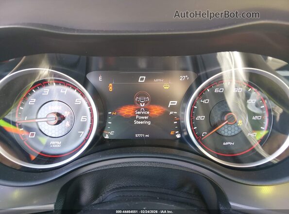 2C3CDXBG2PH609752 2023 DODGE CHARGER Red Widok tylnych siedzeń