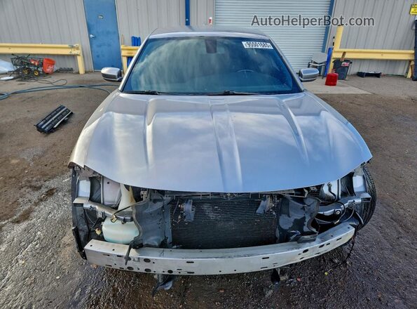 2C3CDXCT4JH260676 2018 DODGE CHARGER Silver Widok z przodu