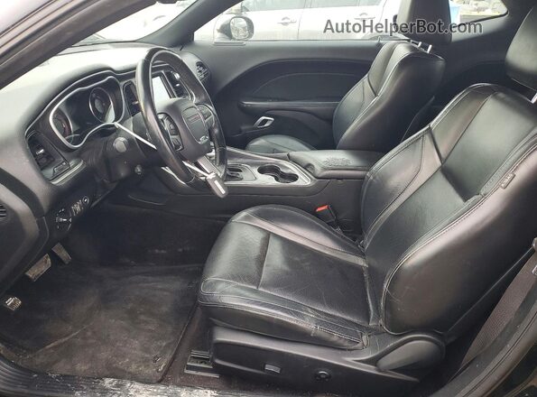 2C3CDZAG0HH547329 2017 DODGE CHALLENGER Черный Вид салона спереди