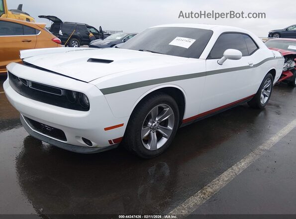 2C3CDZAG8GH210129 2016 DODGE CHALLENGER White Vista tres cuartos delantera izquierda