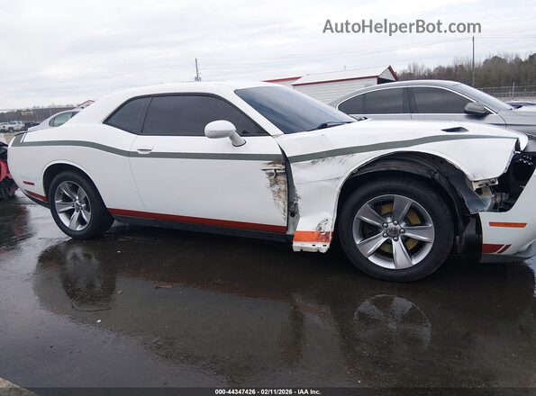 2C3CDZAG8GH210129 2016 DODGE CHALLENGER White Vista interior de 360 grados