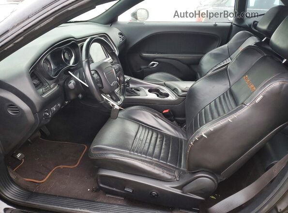 2C3CDZBT6GH358937 2016 DODGE CHALLENGER Black Widok wnętrza z przodu