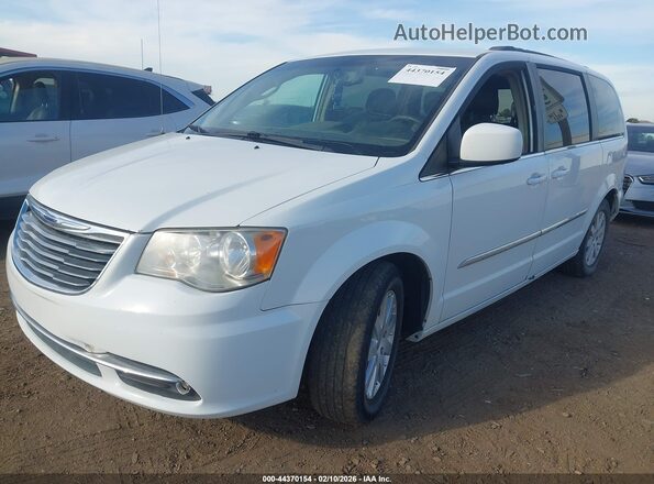 2C4RC1BG1GR296435 2016 CHRYSLER TOWN & COUNTRY White Front left