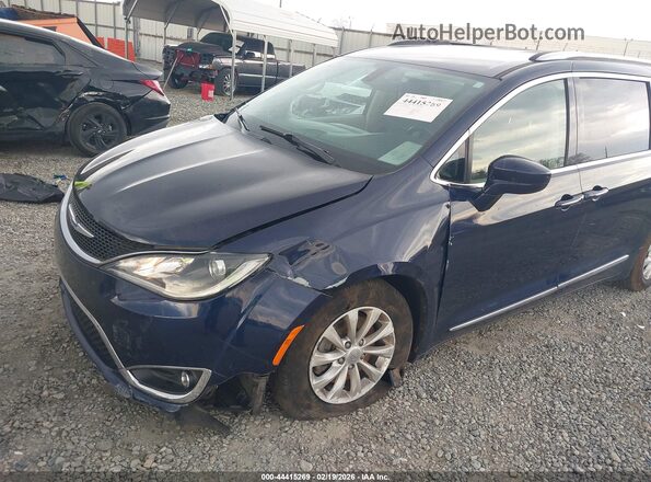 2C4RC1BG1KR561069 2019 CHRYSLER PACIFICA Blue Widok z przodu