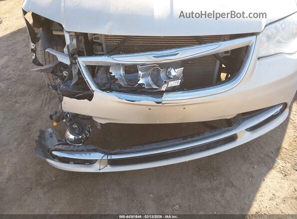 2C4RC1BG3GR207772 2016 CHRYSLER TOWN & COUNTRY Gray 
