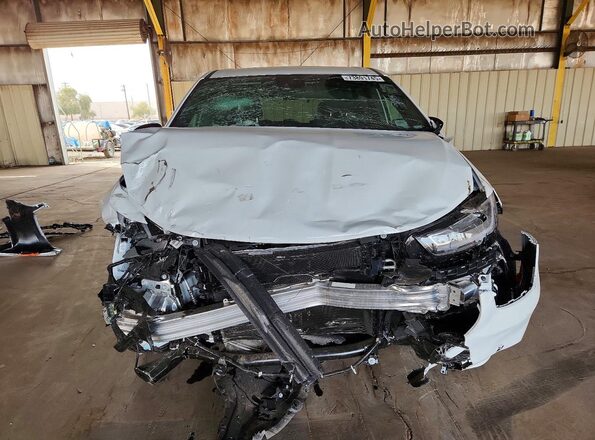 2C4RC1BG3TR204817 2026 CHRYSLER PACIFICA White Widok z przodu