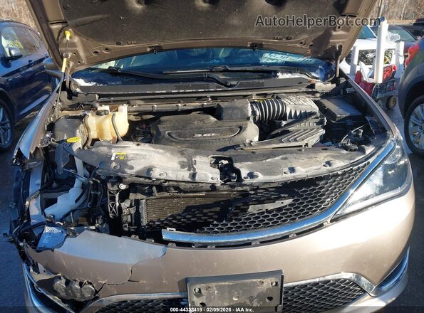 2C4RC1BG5JR270413 2018 CHRYSLER PACIFICA Коричневый Вид подкапотного пространства