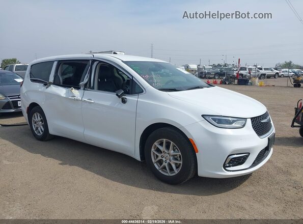 2C4RC1BG6RR140068 2024 CHRYSLER PACIFICA White 