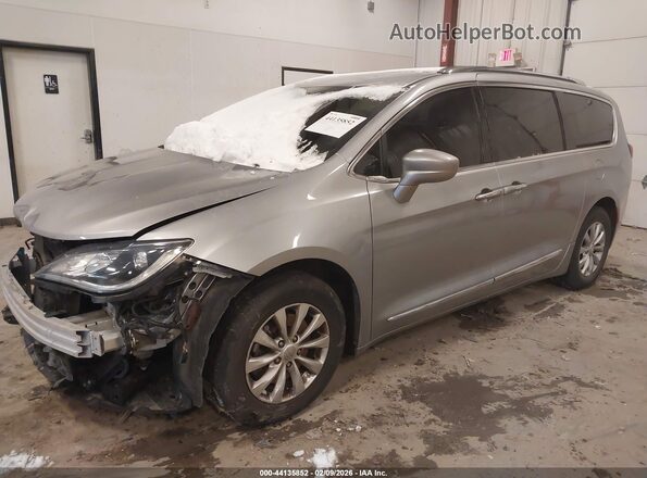 2C4RC1BG7KR547984 2019 CHRYSLER PACIFICA Silver 