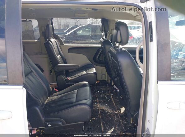 2C4RC1BG8GR222784 2016 CHRYSLER TOWN & COUNTRY White 