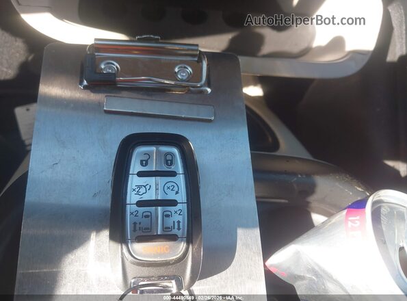 2C4RC1BG8RR149659 2024 CHRYSLER PACIFICA Black Вид панелі приладів