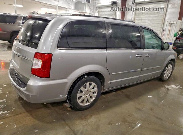 2C4RC1BG9GR173045 2016 CHRYSLER TOWN Silver Հետևի աջ