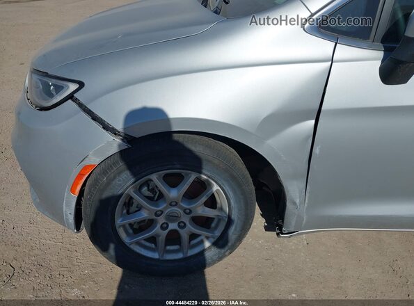 2C4RC1BGXPR613094 2023 CHRYSLER PACIFICA Silver 
