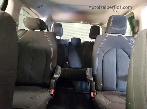 2C4RC1CG1NR223643 2022 CHRYSLER VOYAGER Black უკანა სავარძლების ხედი