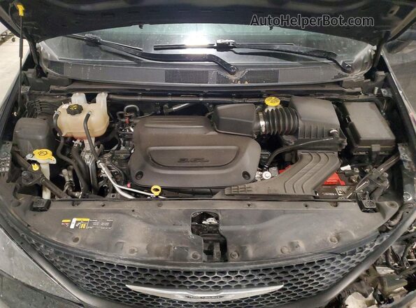 2C4RC1CG1NR223643 2022 CHRYSLER VOYAGER Black ძრავის განყოფილების ხედი