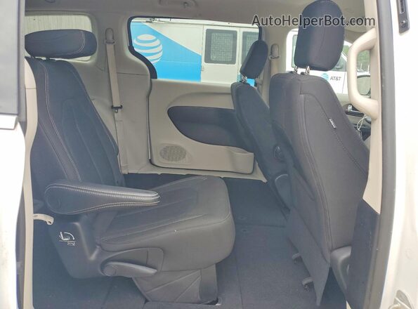 2C4RC1CG4NR153149 2022 CHRYSLER VOYAGER White Rear interior view