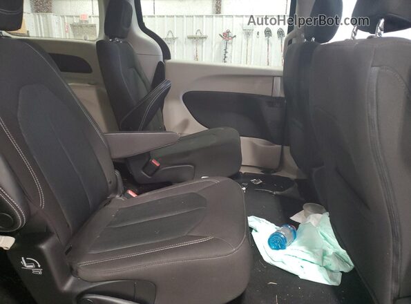 2C4RC1CG4PR511790 2023 CHRYSLER VOYAGER Black Vista interior trasera
