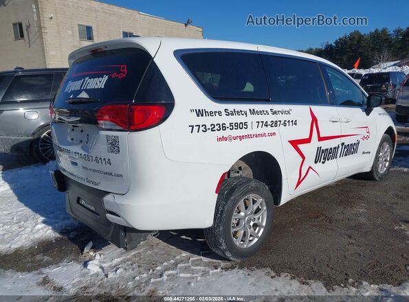 2C4RC1CG5RR183797 2024 CHRYSLER VOYAGER White Tył prawy