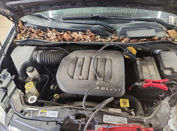 2C4RC1CG6GR221485 2016 CHRYSLER TOWN Gray Widok komory silnika