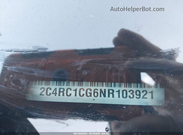 2C4RC1CG6NR103921 2022 CHRYSLER VOYAGER Maroon Widok komory silnika