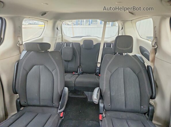 2C4RC1CG7PR548428 2023 CHRYSLER VOYAGER Silver Rear seats view
