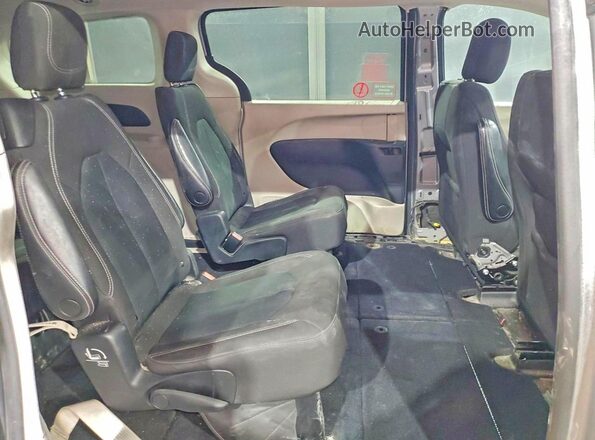 2C4RC1CG8MR580283 2021 CHRYSLER VOYAGER Silver Vista interior trasera