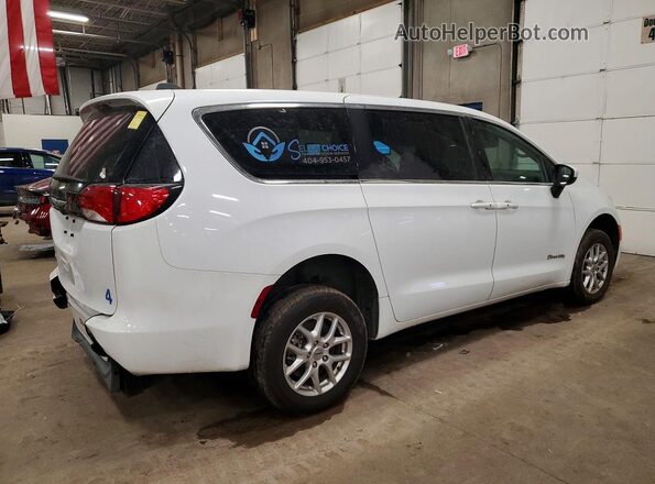 2C4RC1CG8NR204491 2022 CHRYSLER VOYAGER White უკანა მარჯვენა