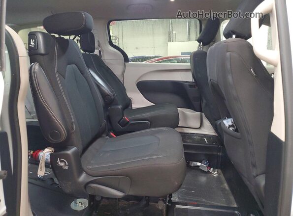 2C4RC1CG8NR204491 2022 CHRYSLER VOYAGER White უკანა სალონის ხედი