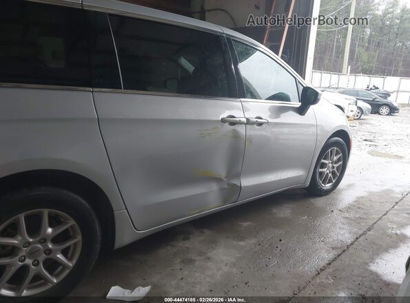 2C4RC1CG8PR628580 2023 CHRYSLER VOYAGER Silver Vista frontal