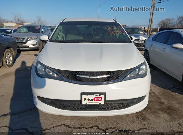 2C4RC1CGXMR577451 2021 CHRYSLER VOYAGER White ხელსაწყოთა პანელის ხედი