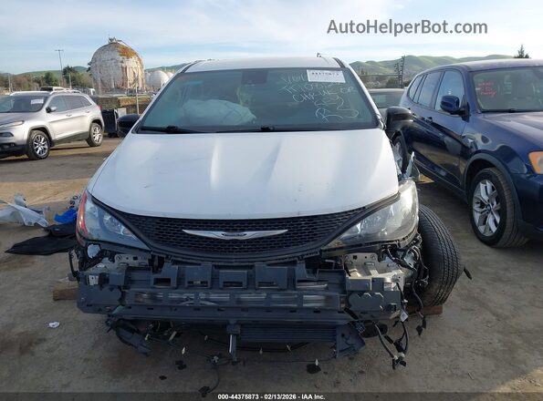 2C4RC1CGXRR106651 2024 CHRYSLER VOYAGER White Вид щитка приладів