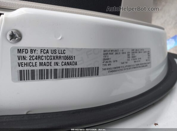 2C4RC1CGXRR106651 2024 CHRYSLER VOYAGER White Вид підкапотного простору