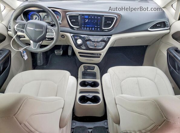2C4RC1DG7HR552592 2017 CHRYSLER PACIFICA Бордовый Вид панели приборов