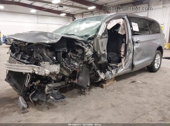 2C4RC1FG1LR158298 2020 CHRYSLER PACIFICA Silver Առջևի ձախ երեք քառորդ տեսարան