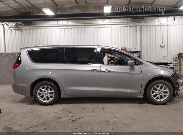 2C4RC1FG1LR158298 2020 CHRYSLER PACIFICA Silver Սալոնի հետևի տեսք
