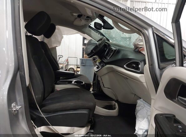 2C4RC1FG1LR158298 2020 CHRYSLER PACIFICA Silver Սալոնի դիմացի տեսք